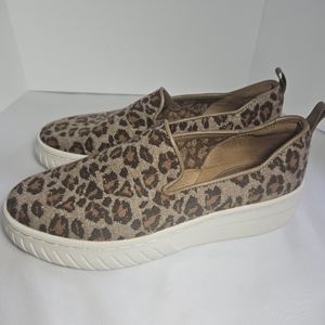 Sofft Pavina  Slip-On Sneaker